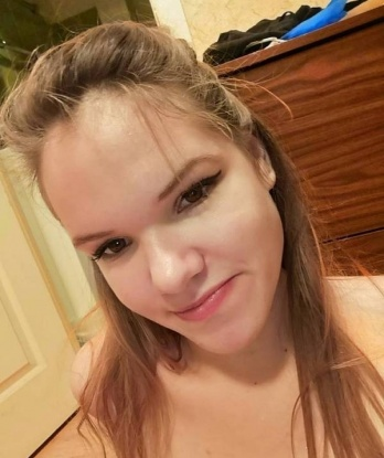 Ленуся, 19 лет, 1 размер груди